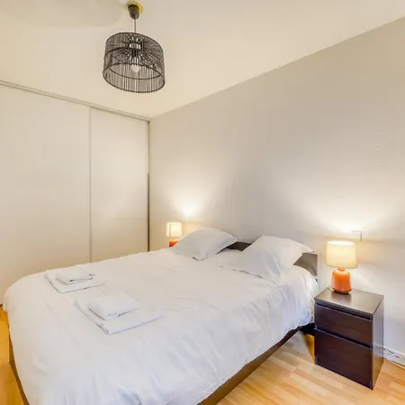 Apartment Confortable Avec Parking Et Balcon *