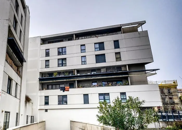 Confortable Avec Parking Et Balcon